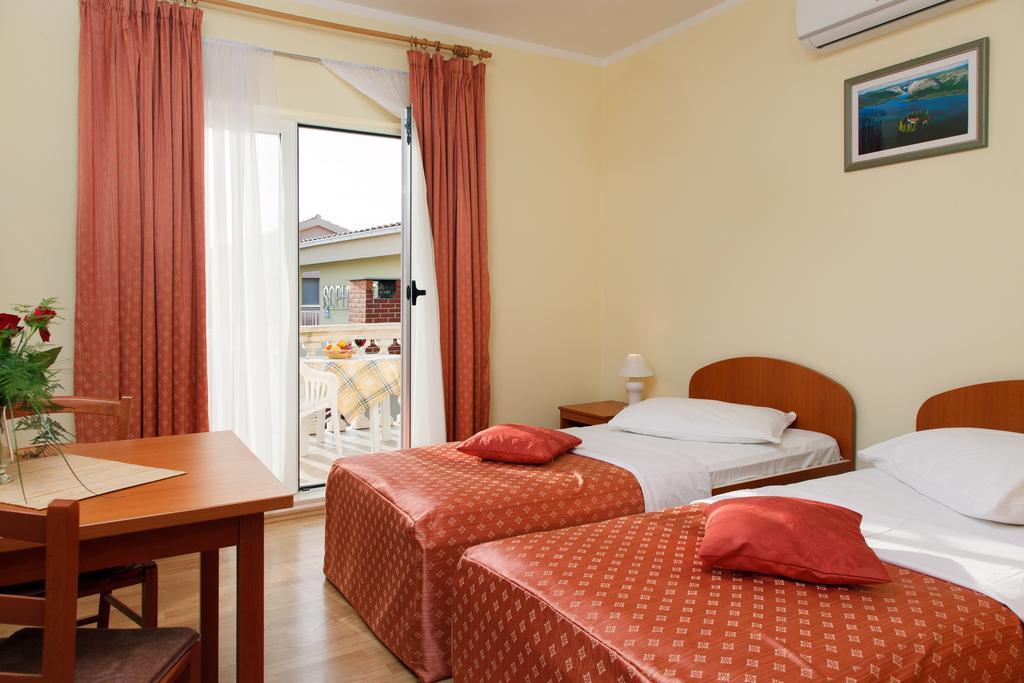 Apartments Vukusic Zaboric Cameră foto